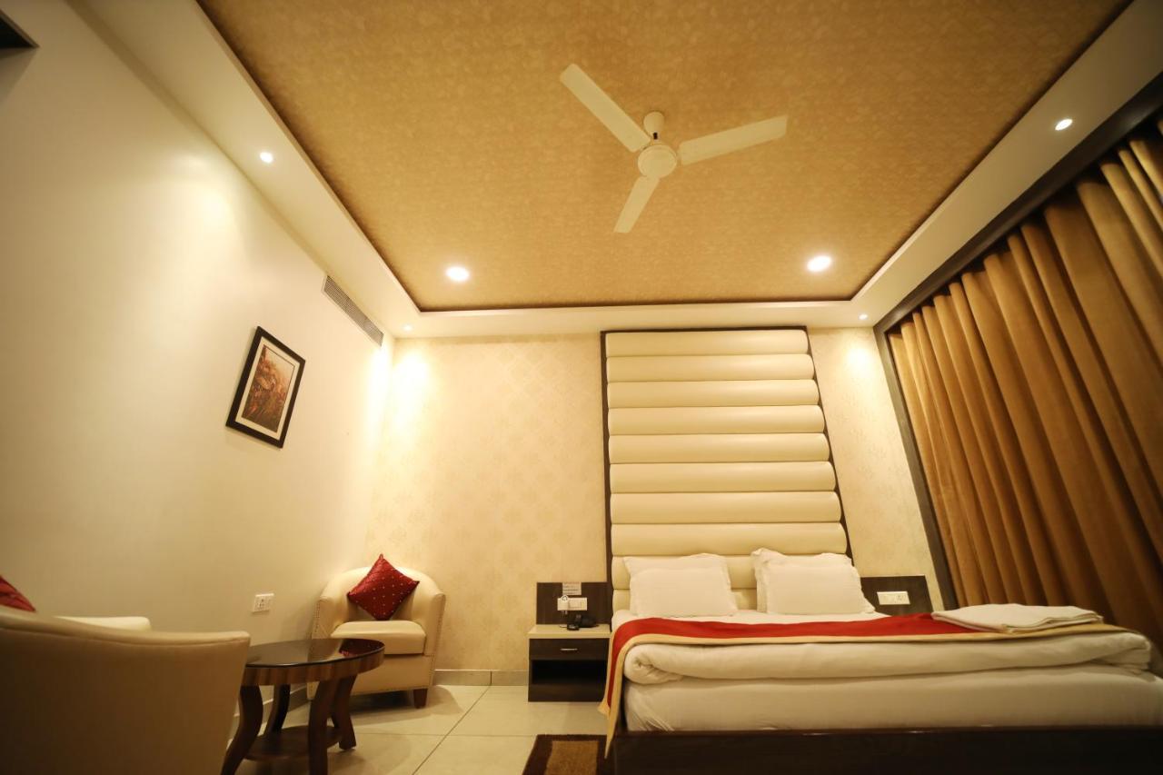 Ayodhya Hotel Panchsheel מראה חיצוני תמונה